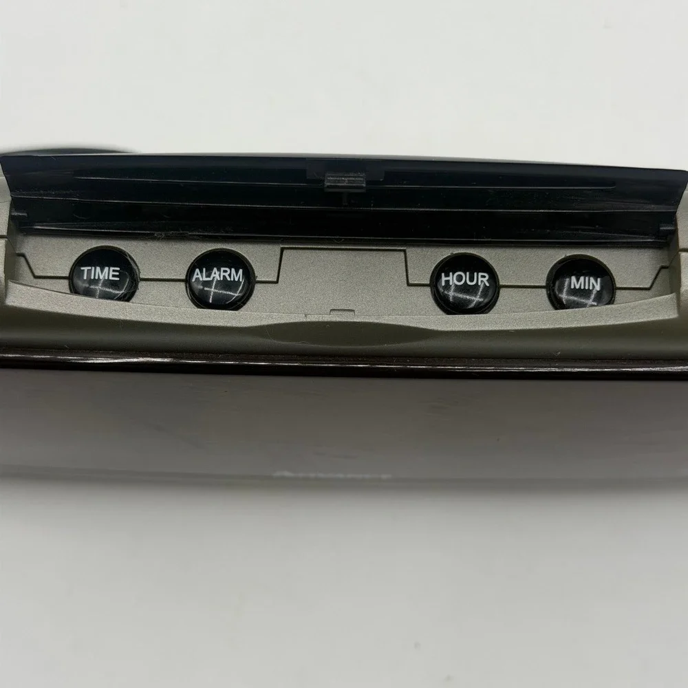 Vtg Advance 4026 Digital Alarm Clock LED Display Silver Large Numbers Snooze